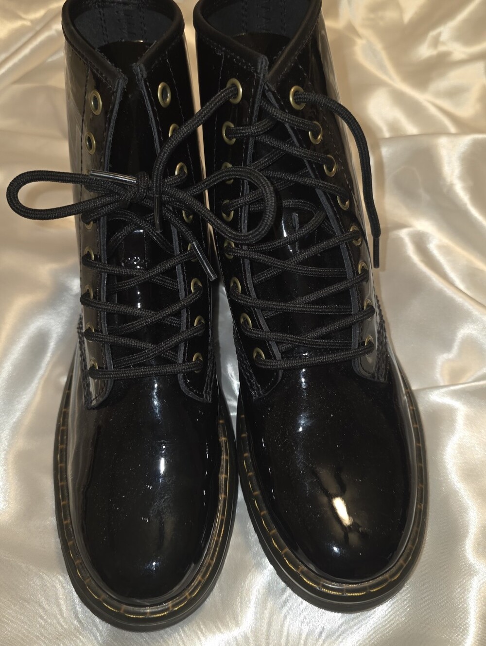 NEW Dr Martens Zavala Black Patent Leather Boots